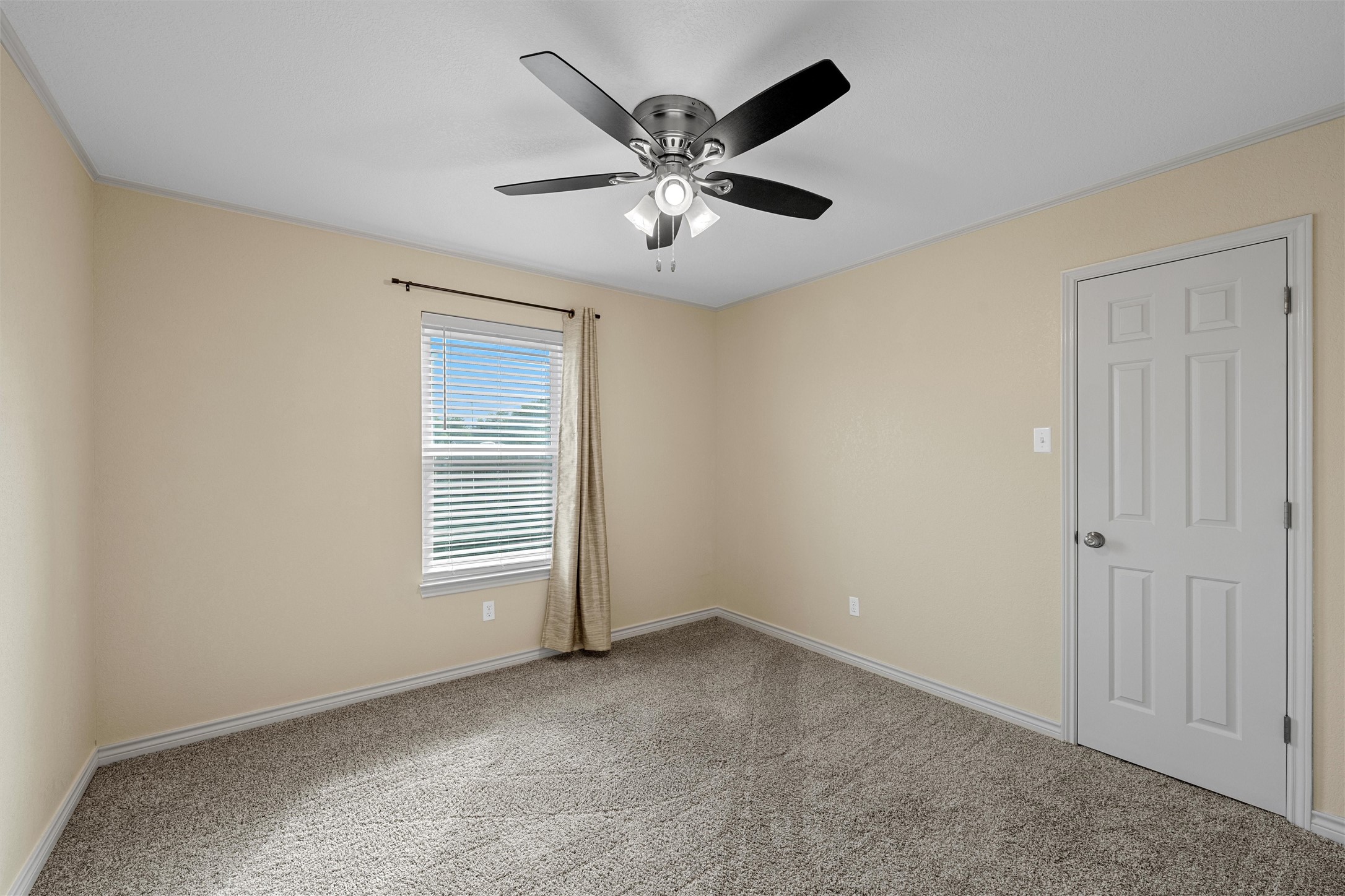 105 James Wesley Drive Robinson TX 76706