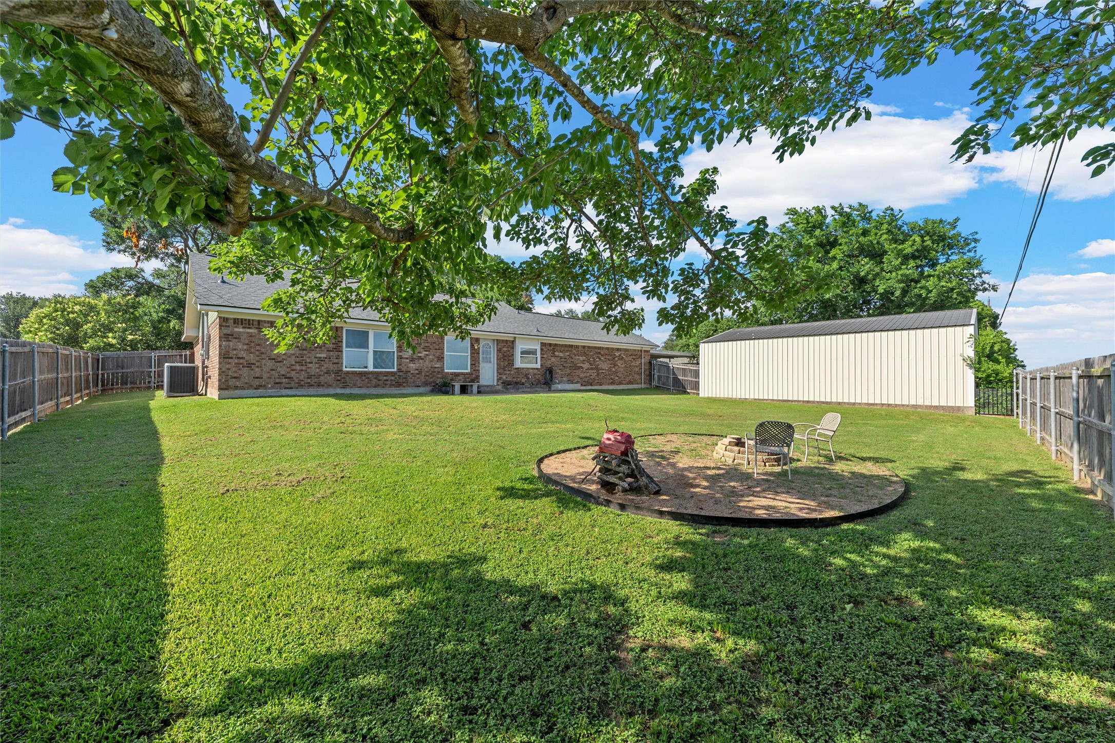 105 James Wesley Drive Robinson TX 76706