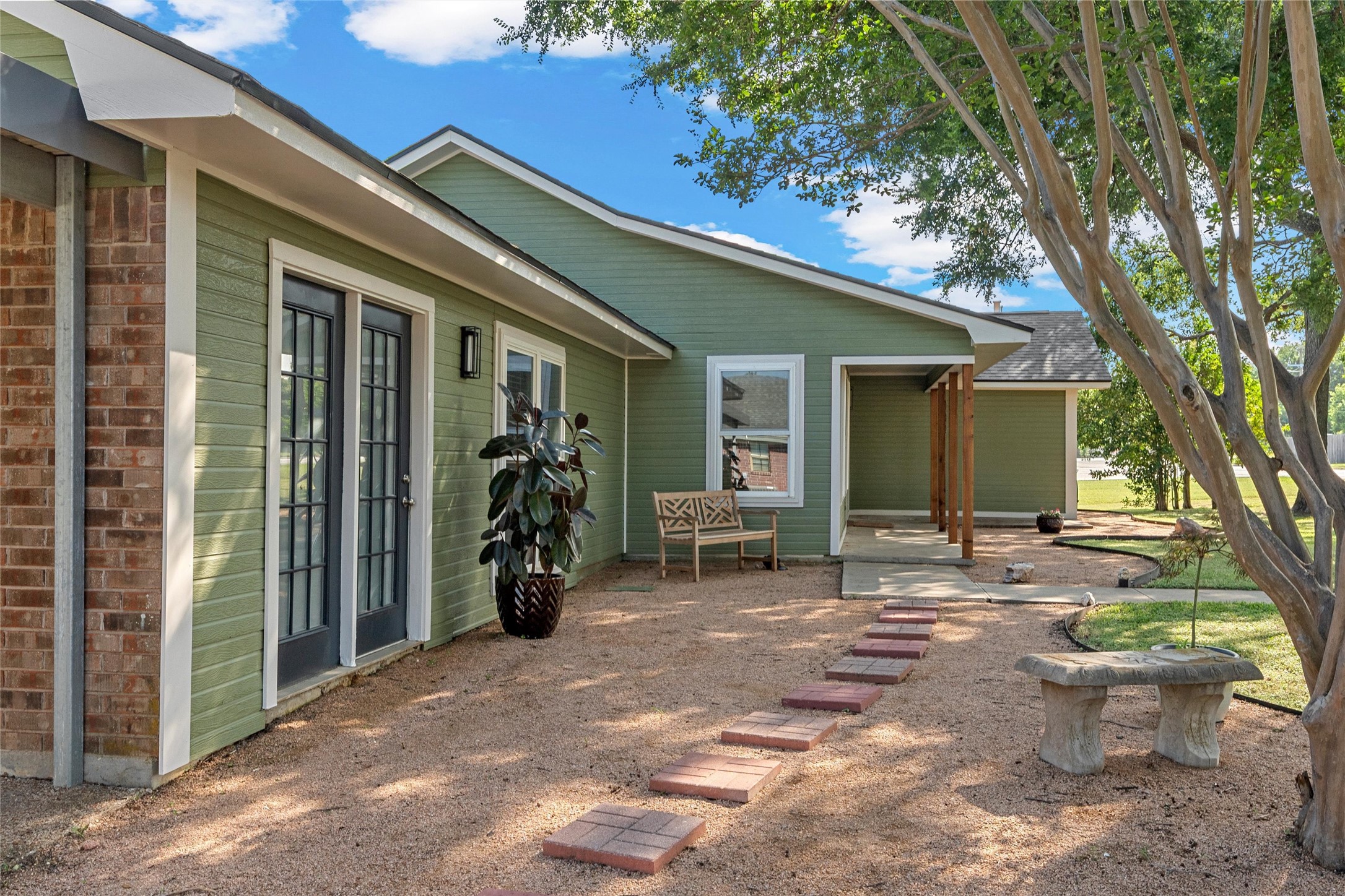 105 James Wesley Drive Robinson TX 76706