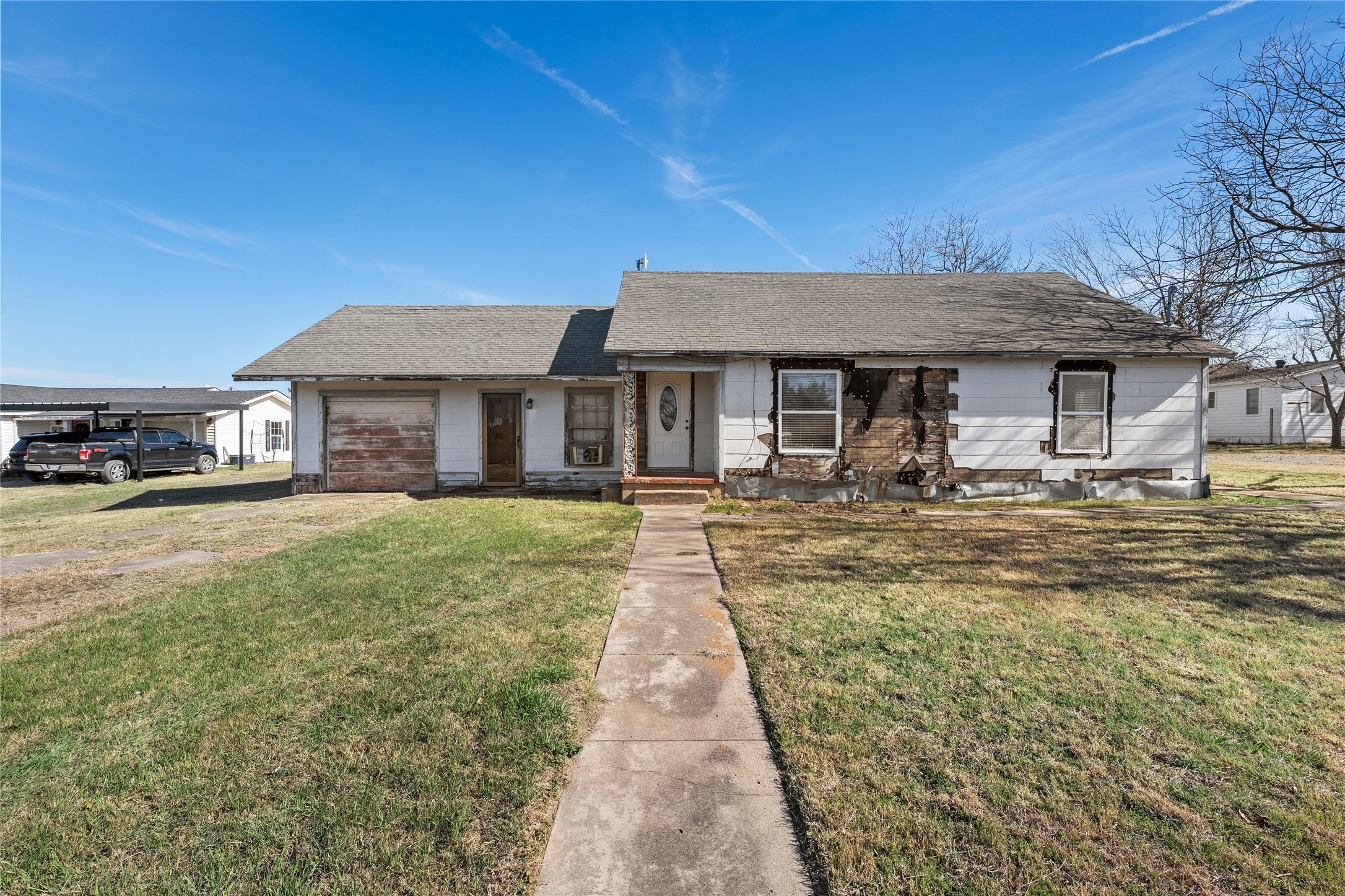 310 S 3rd Street Abbott TX 76621