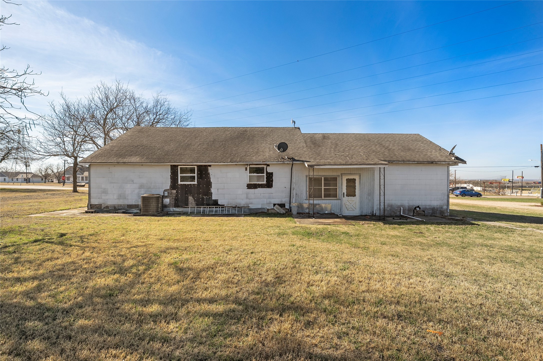 310 S 3rd Street Abbott TX 76621