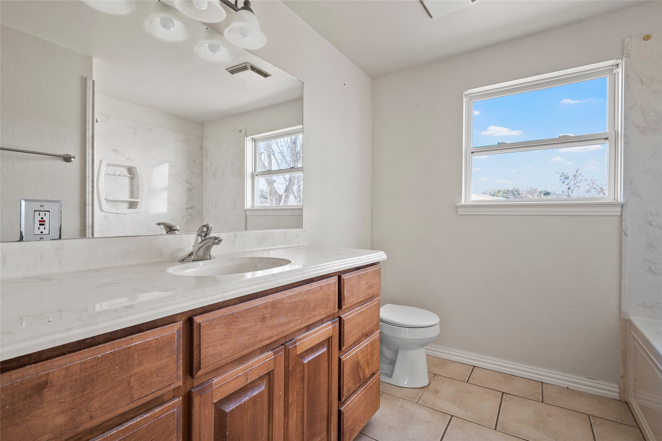310 S 3rd Street Abbott TX 76621
