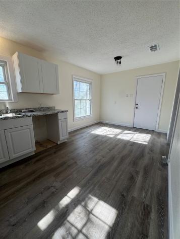 214 E Acheson Street Denison TX 75021