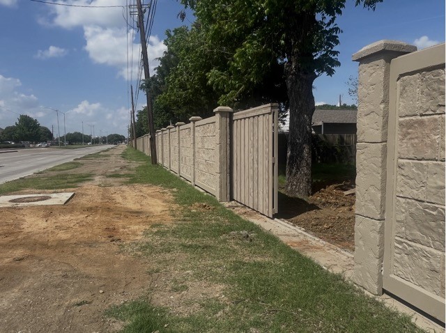 930 Shawnee Trace Grand Prairie TX 75051