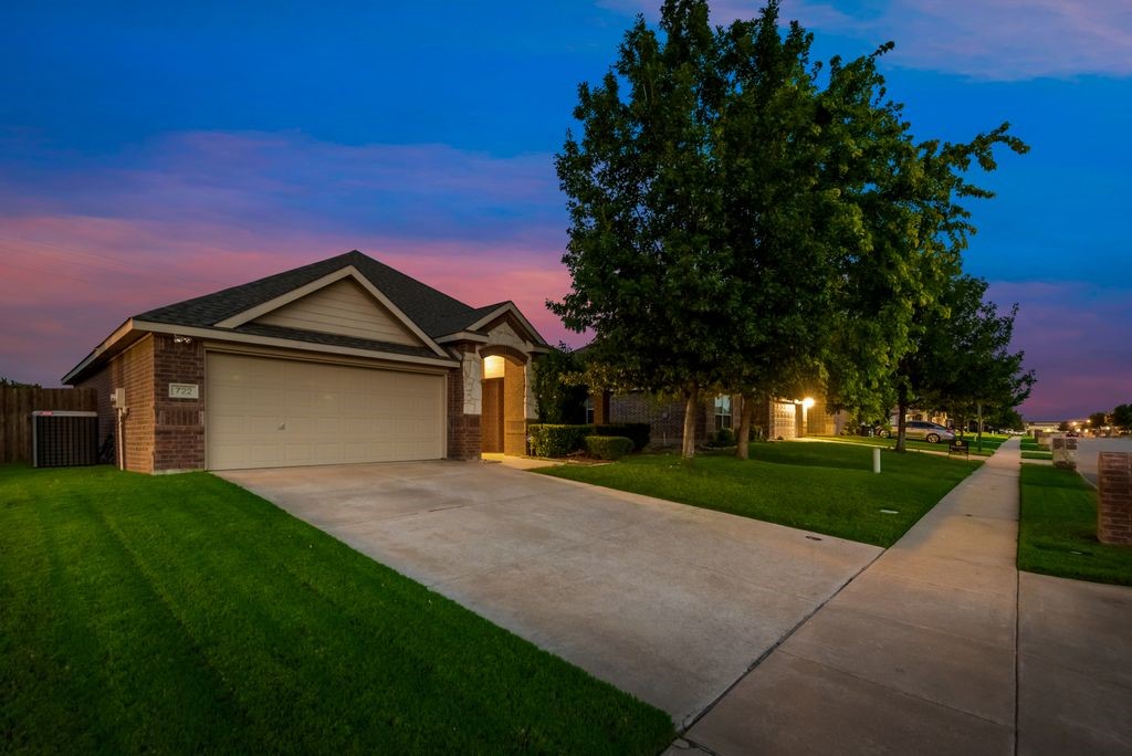 722 Westminster Drive Midlothian TX 76065