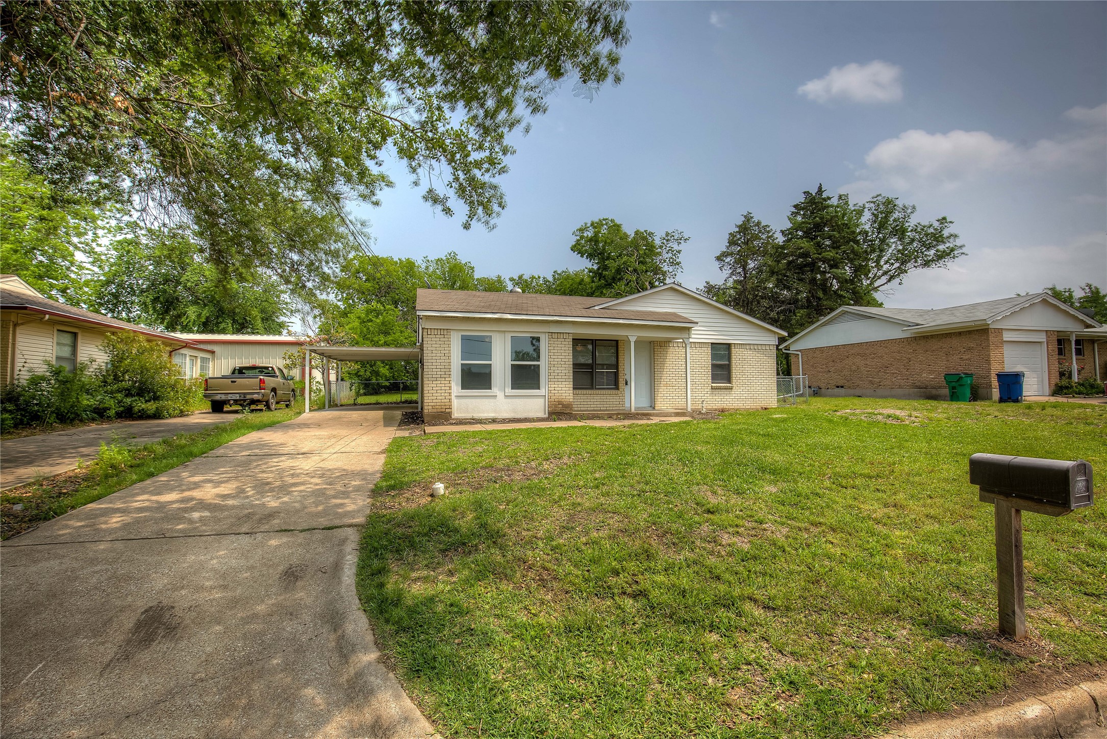 5403 Roberts Street Greenville TX 75402