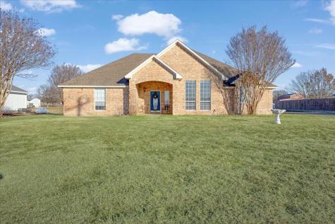 312 Jim Jones Road Van Alstyne TX 75495