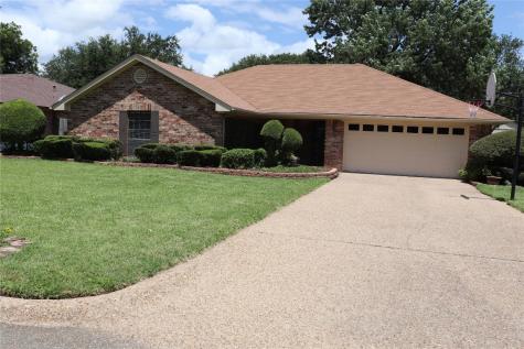 1514 Cobblestone Lane Cleburne TX 76033