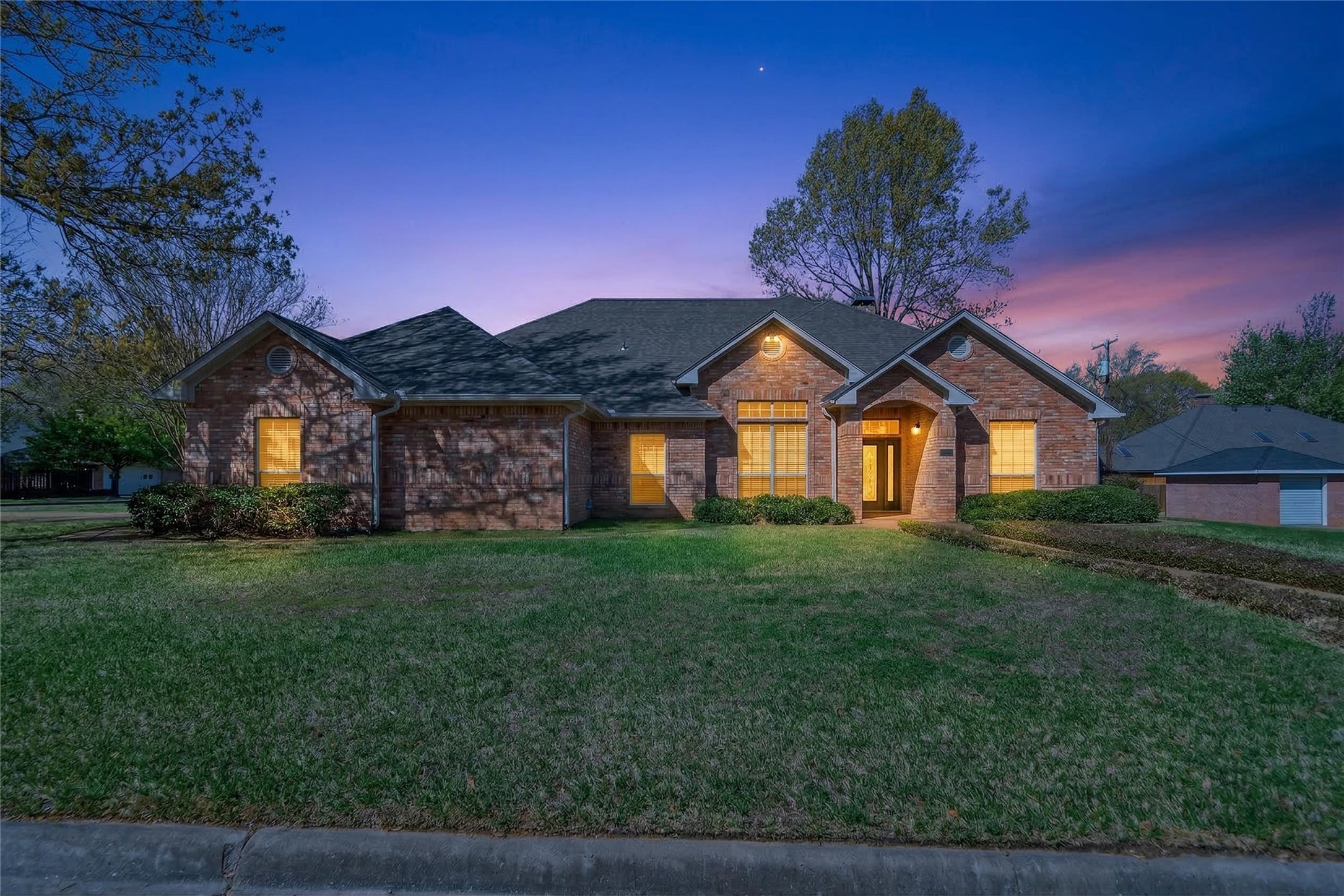 1106 Lonnie Drive Athens TX 75752