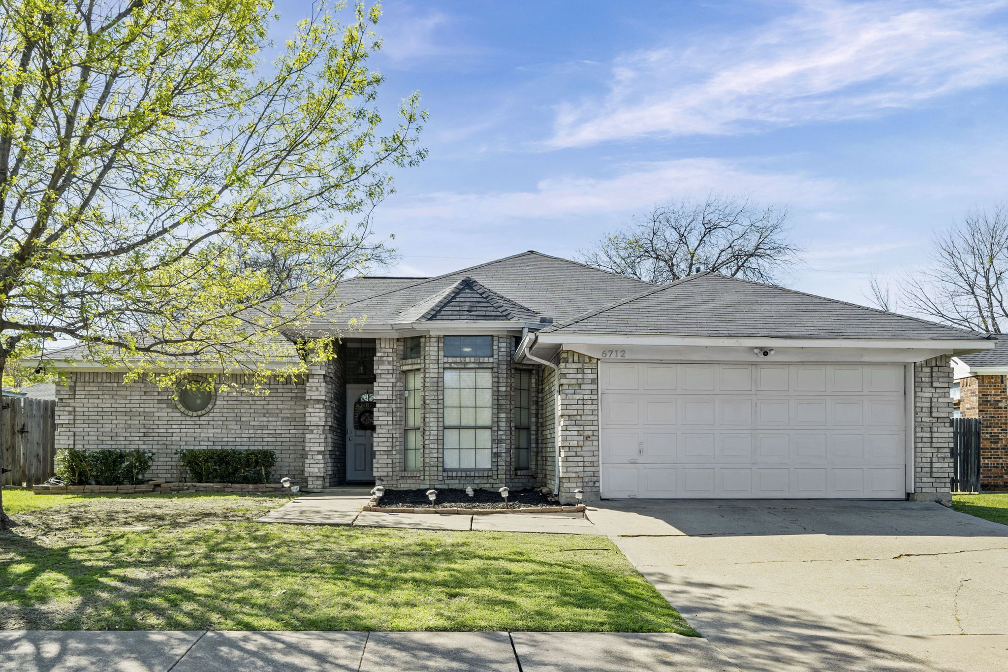6712 Running Creek Drive Arlington TX 76001
