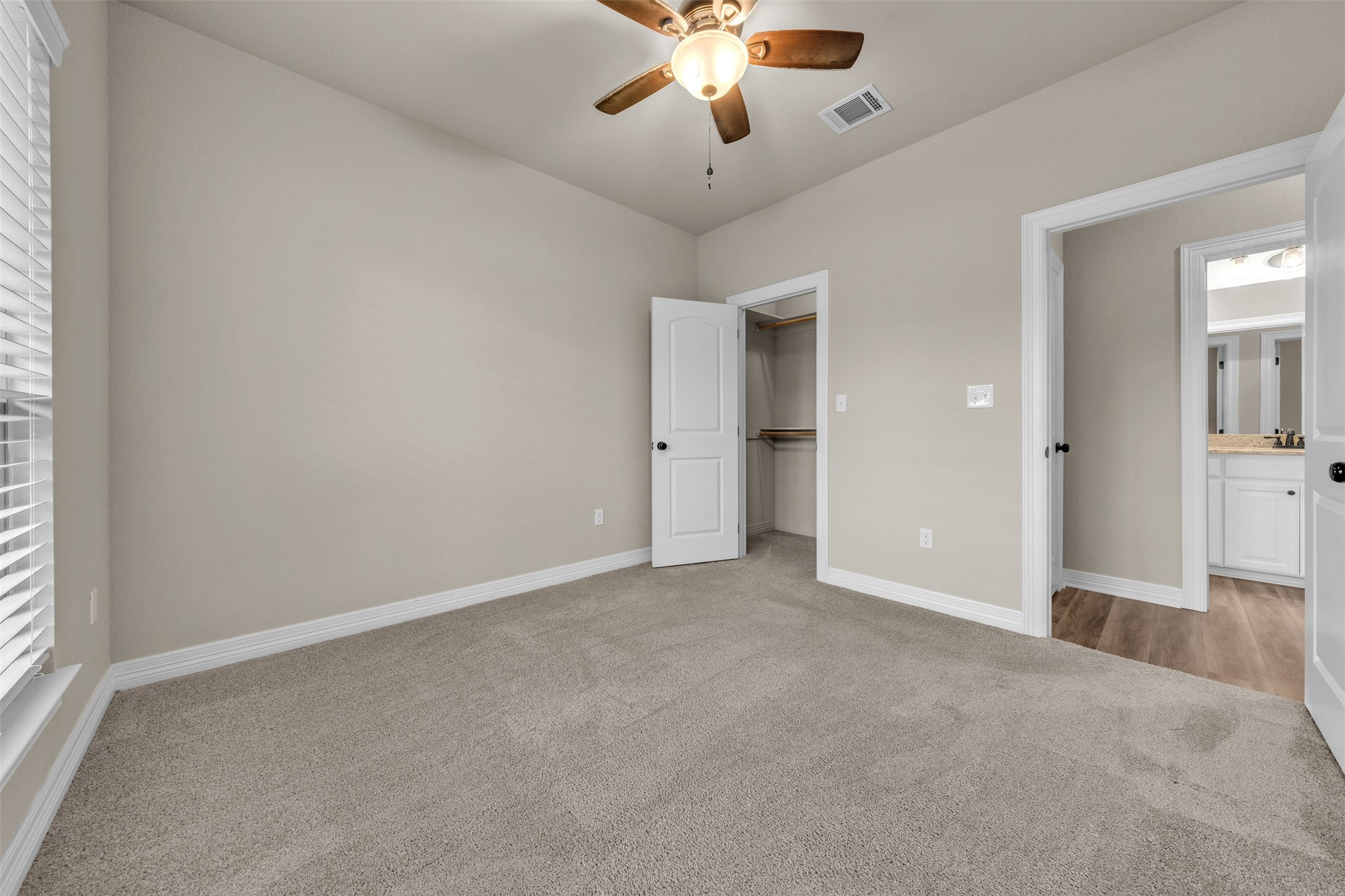 571 County Road 2830 Decatur TX 76234