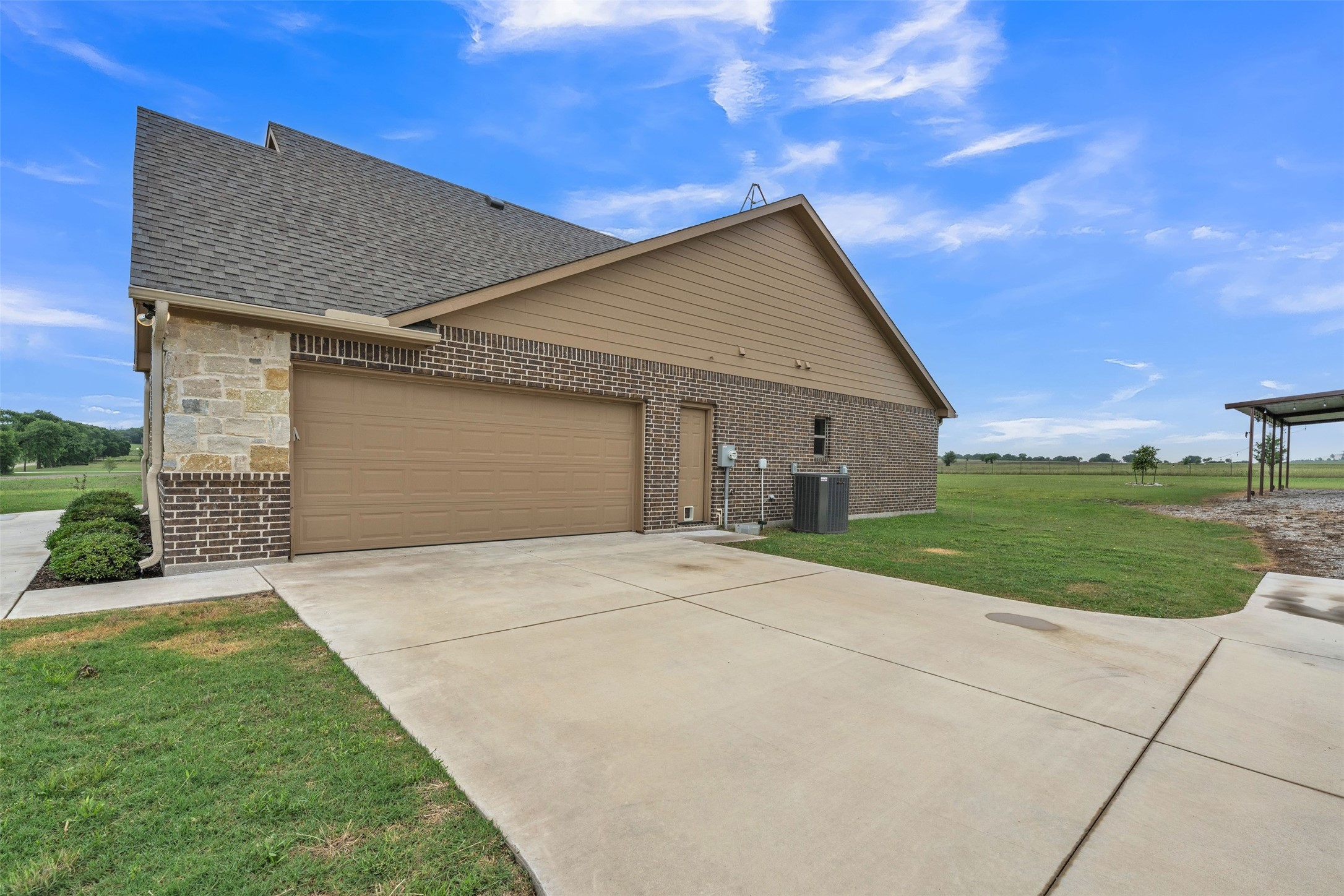 571 County Road 2830 Decatur TX 76234