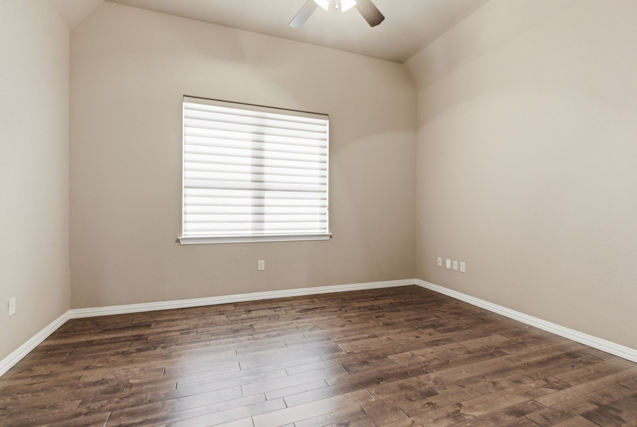 8970 Burnett Road Justin TX 76247