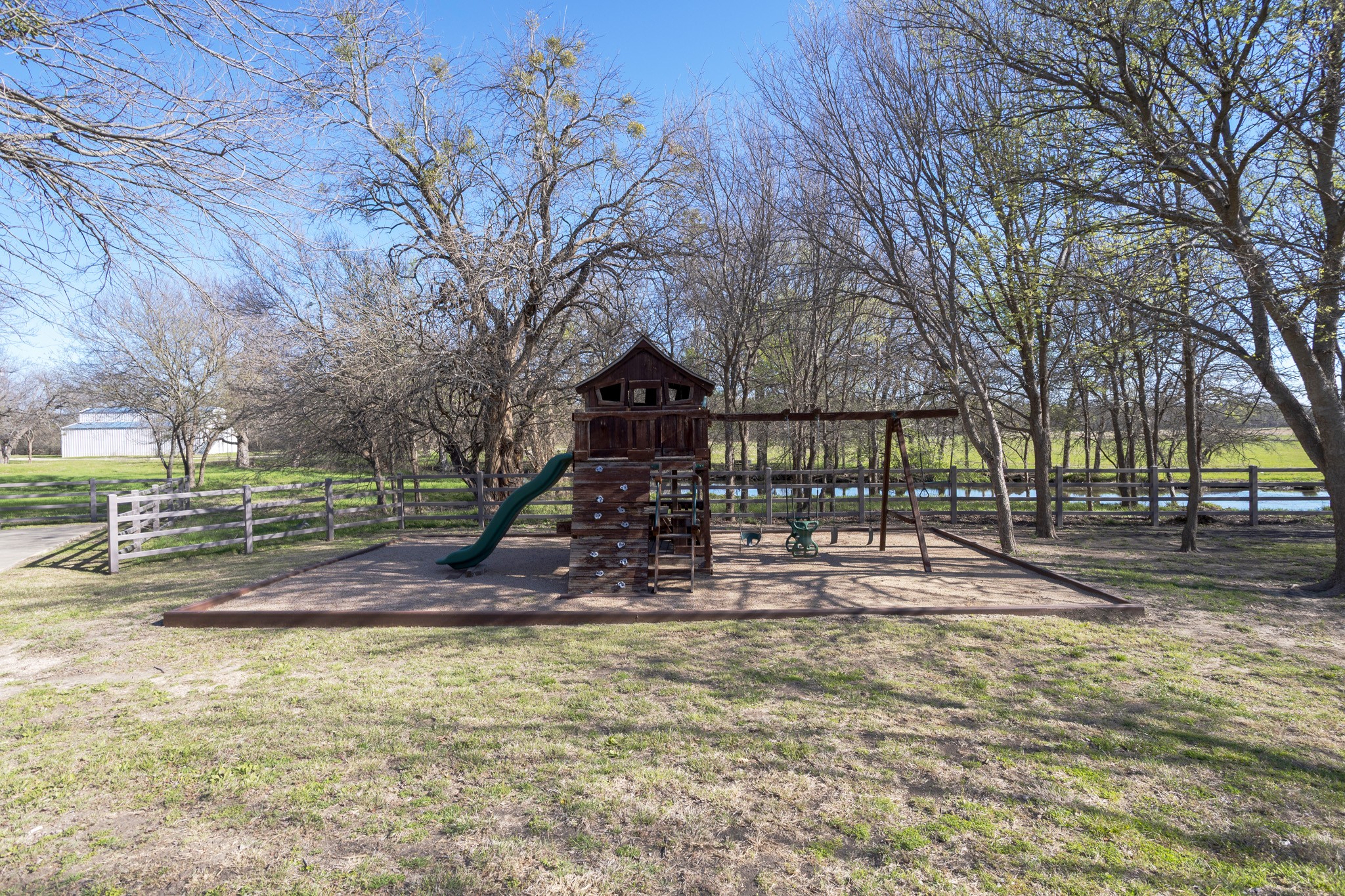 8970 Burnett Road Justin TX 76247