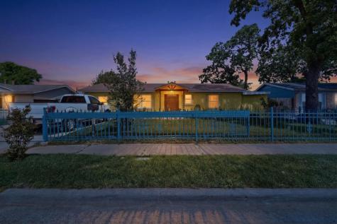 9805 Grady Lane Dallas TX 75217