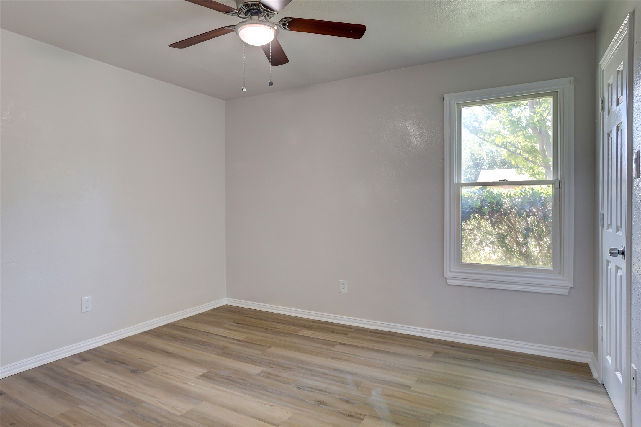 105 Countryside Drive Arlington TX 76014