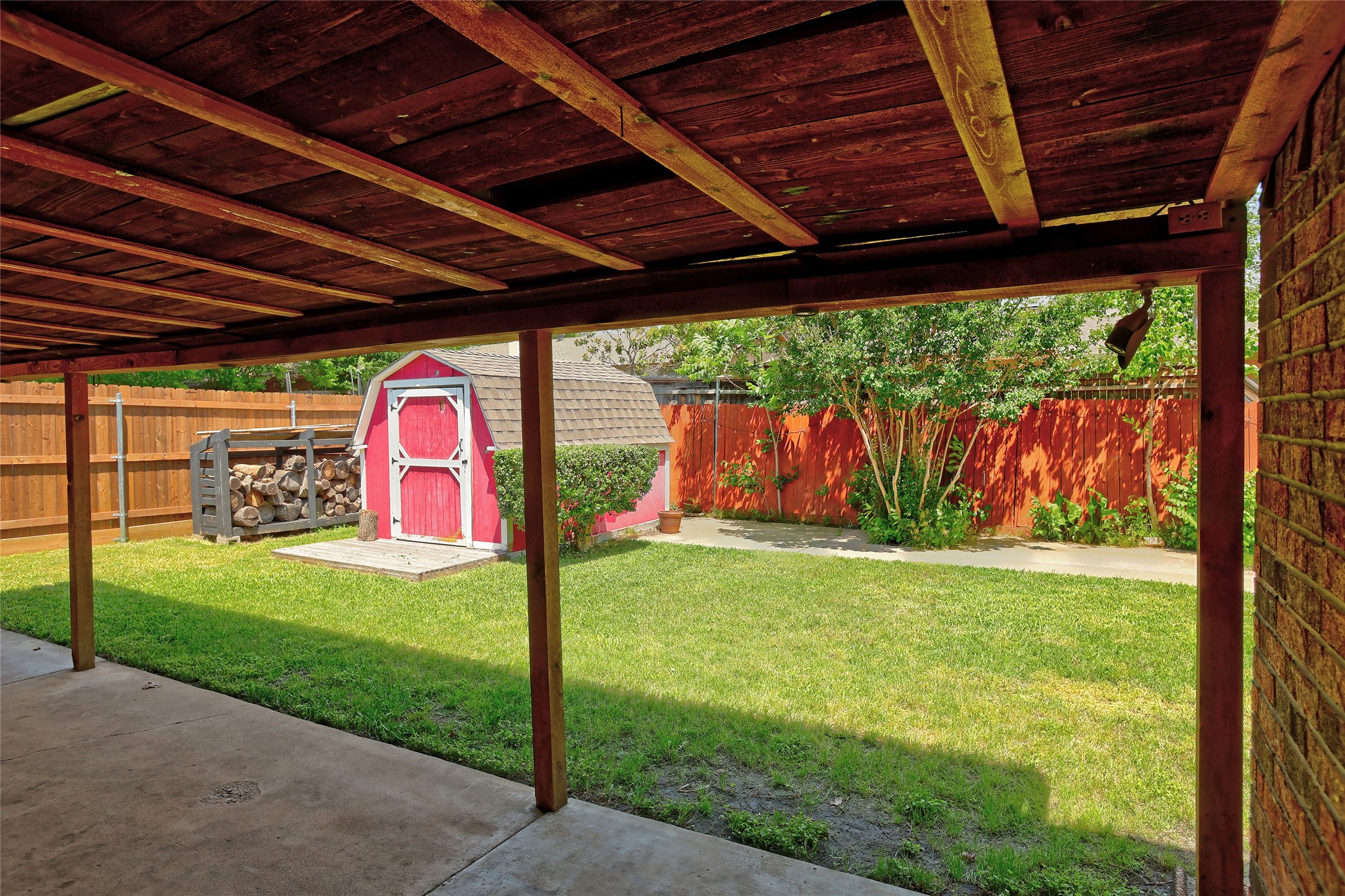 105 Countryside Drive Arlington TX 76014