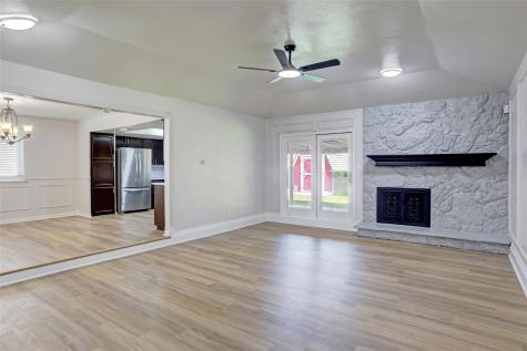 105 Countryside Drive Arlington TX 76014