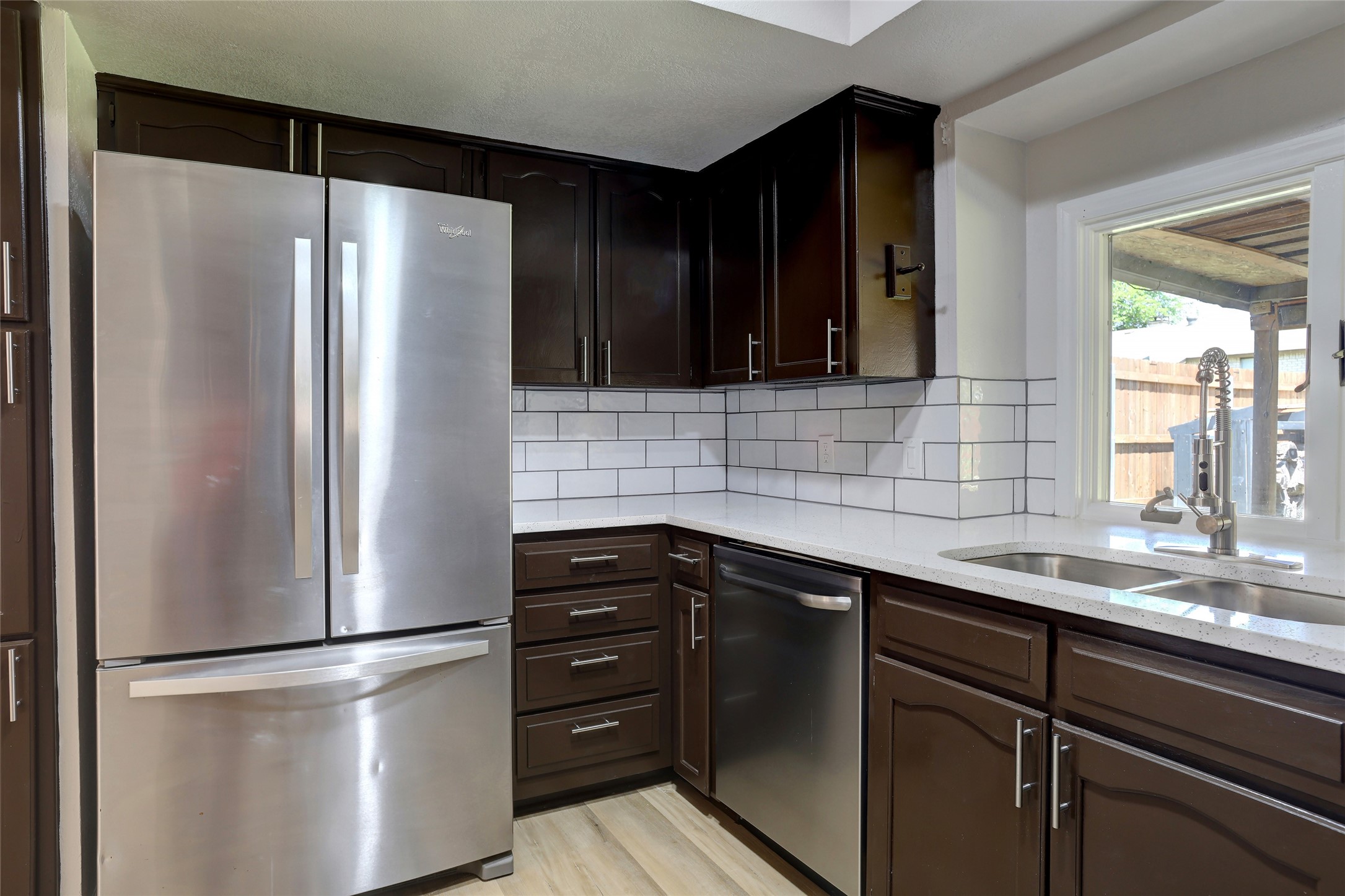 105 Countryside Drive Arlington TX 76014