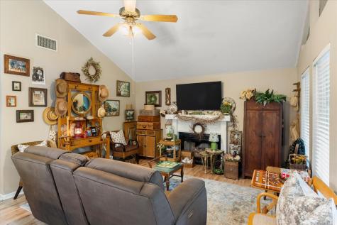177 Woodfern Glen Holly Lake Ranch TX 75765
