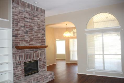 821 Lowe Drive Cedar Hill TX 75104