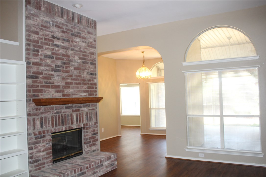 821 Lowe Drive Cedar Hill TX 75104