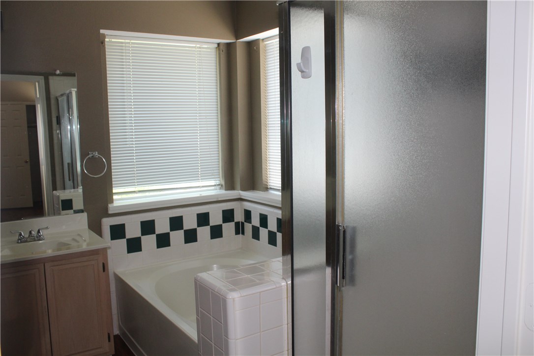 821 Lowe Drive Cedar Hill TX 75104