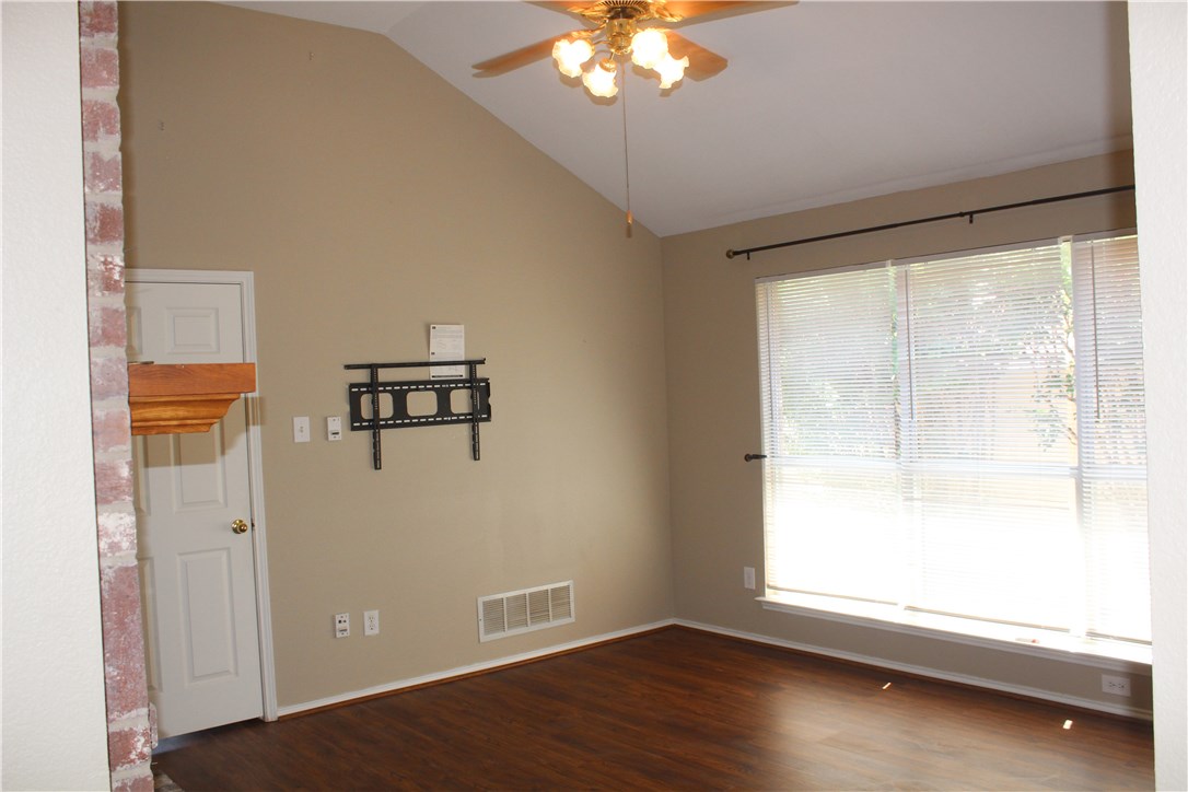 821 Lowe Drive Cedar Hill TX 75104