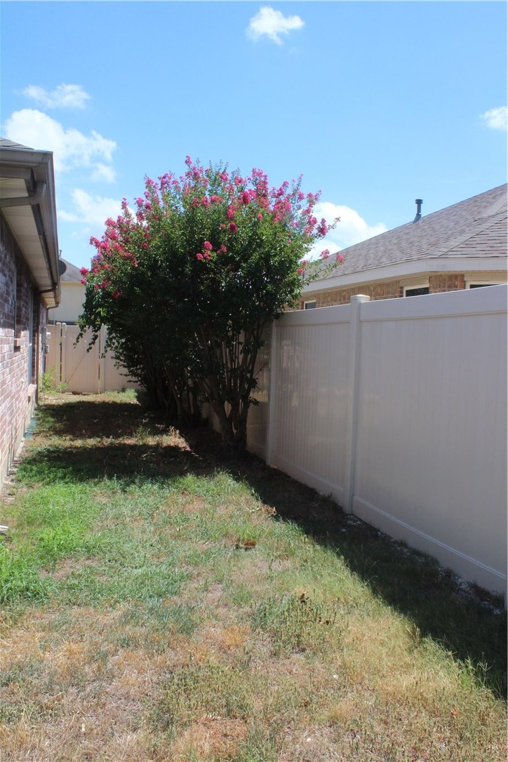 821 Lowe Drive Cedar Hill TX 75104