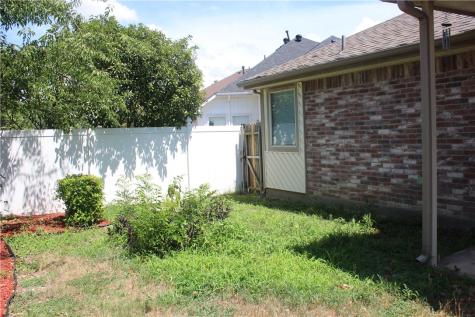 821 Lowe Drive Cedar Hill TX 75104