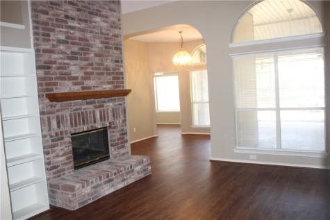 821 Lowe Drive Cedar Hill TX 75104
