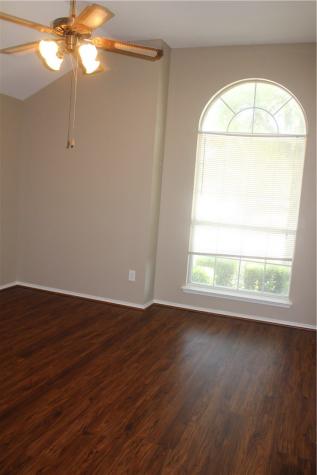 821 Lowe Drive Cedar Hill TX 75104