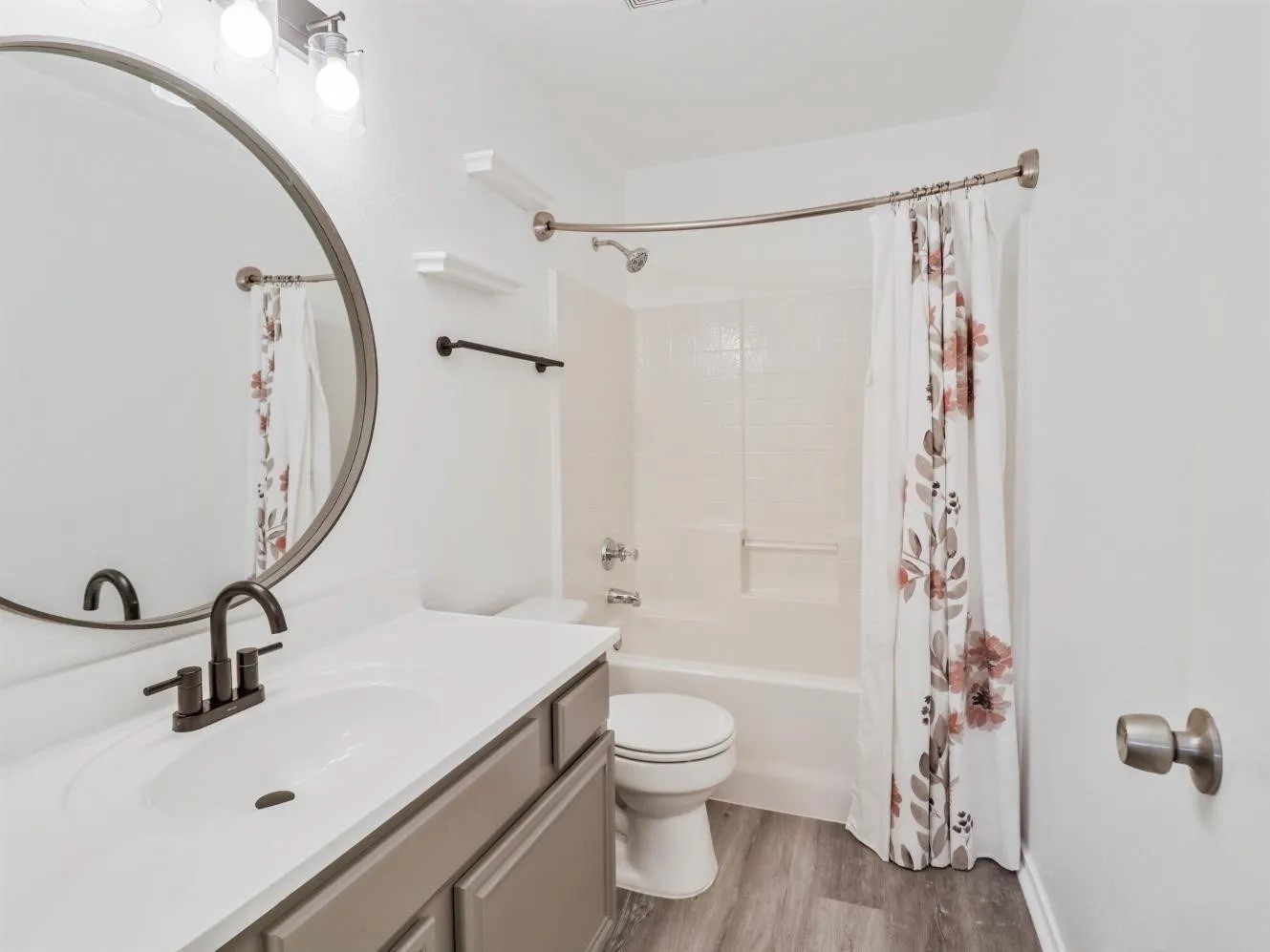 9403 Crimnson Dallas TX 75217