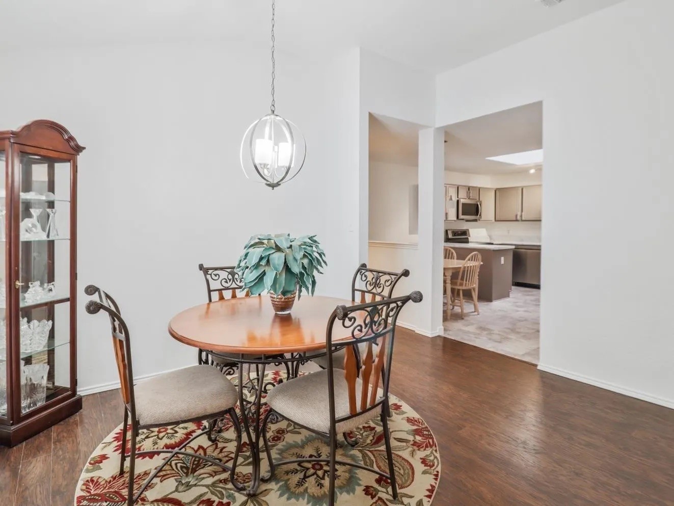 9403 Crimnson Dallas TX 75217