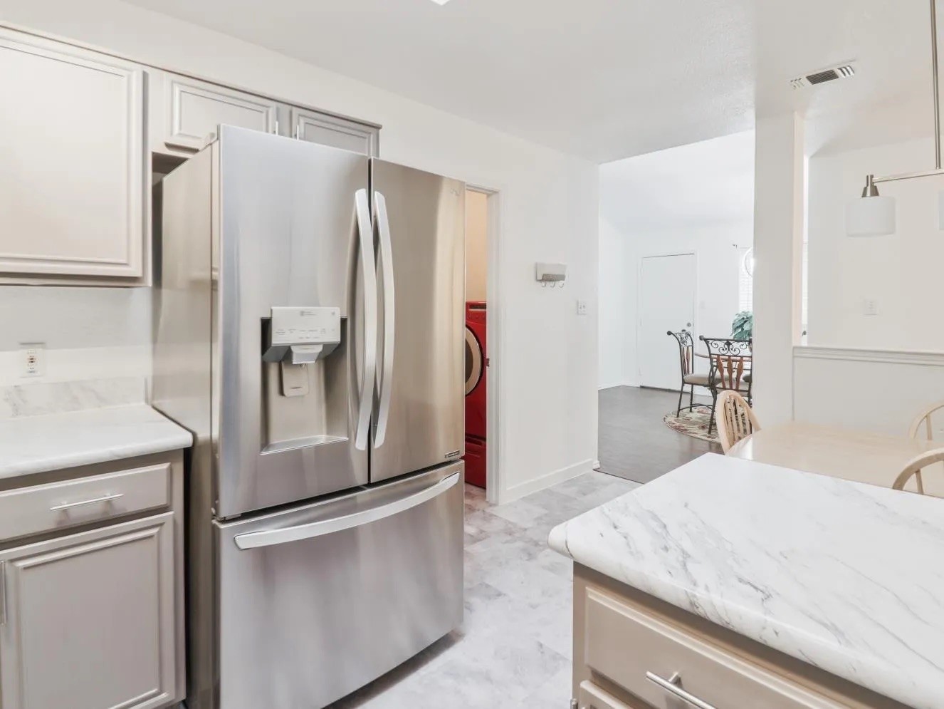 9403 Crimnson Dallas TX 75217