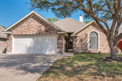 8233 Edgepoint Trail Fort Worth TX 76053