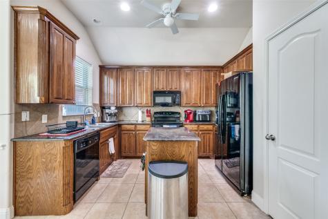 8233 Edgepoint Trail Fort Worth TX 76053