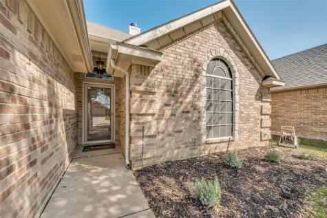 8233 Edgepoint Trail Fort Worth TX 76053