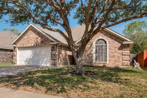 8233 Edgepoint Trail Fort Worth TX 76053