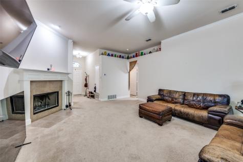 8233 Edgepoint Trail Fort Worth TX 76053