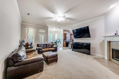 8233 Edgepoint Trail Fort Worth TX 76053