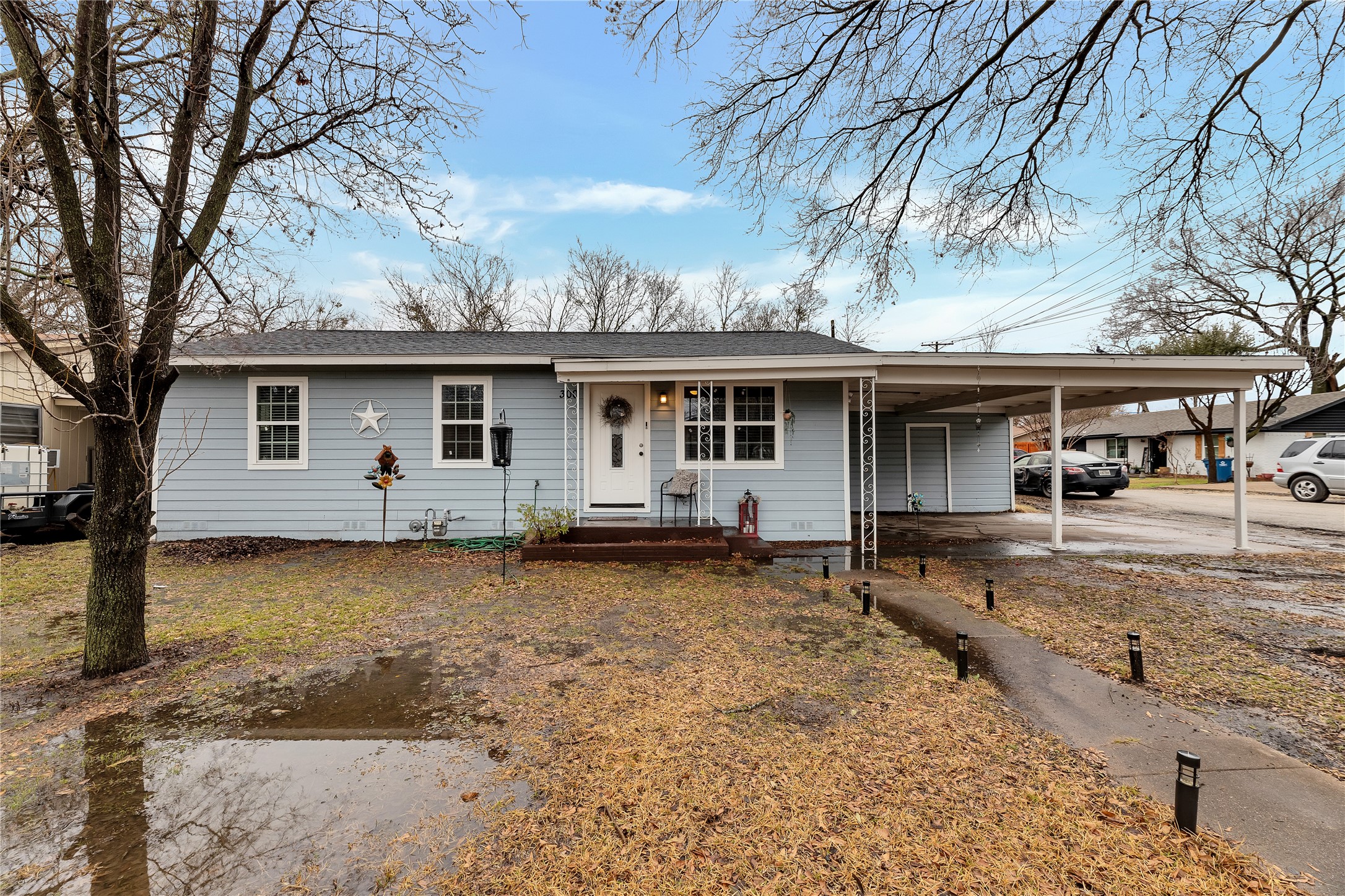 300 E Temple Street Kaufman TX 75142