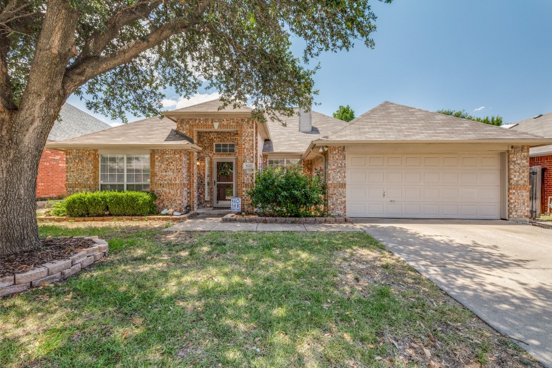 8125 Ross Lake Drive Fort Worth TX 76137