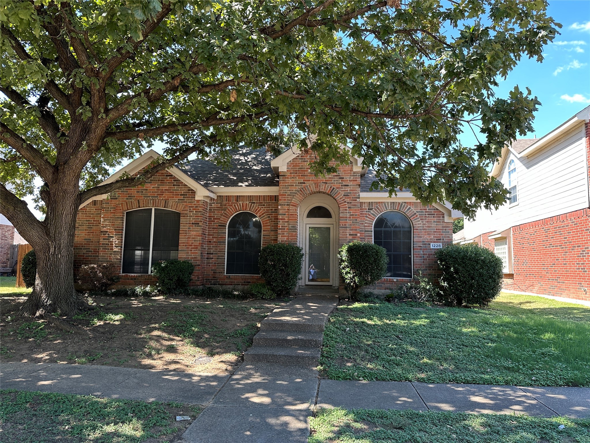 1228 Courtney Lane Lewisville TX 75077