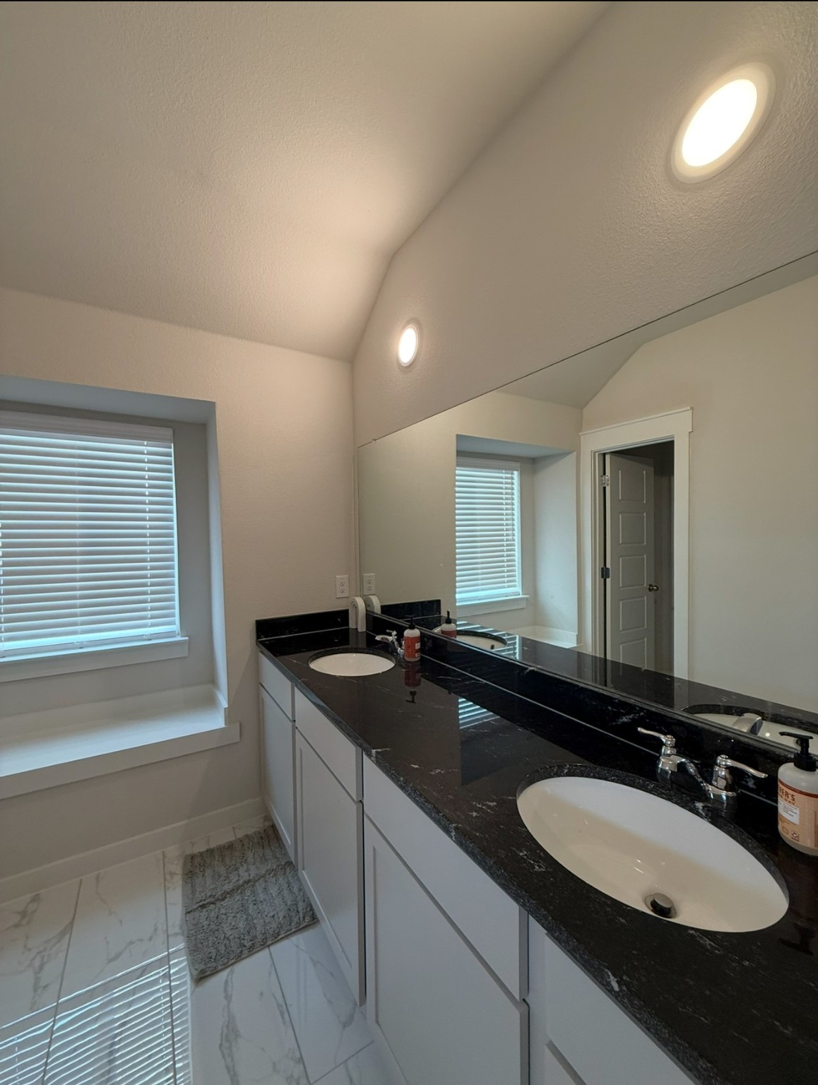 2041 Belvedere Street Garland TX 75041