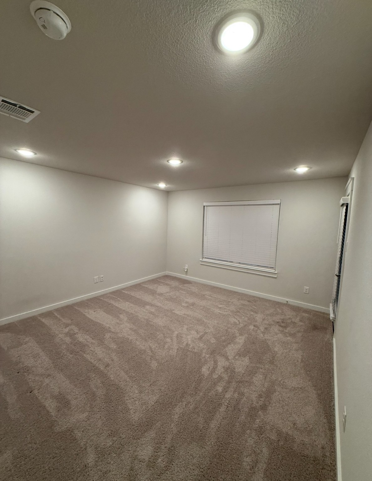 2041 Belvedere Street Garland TX 75041