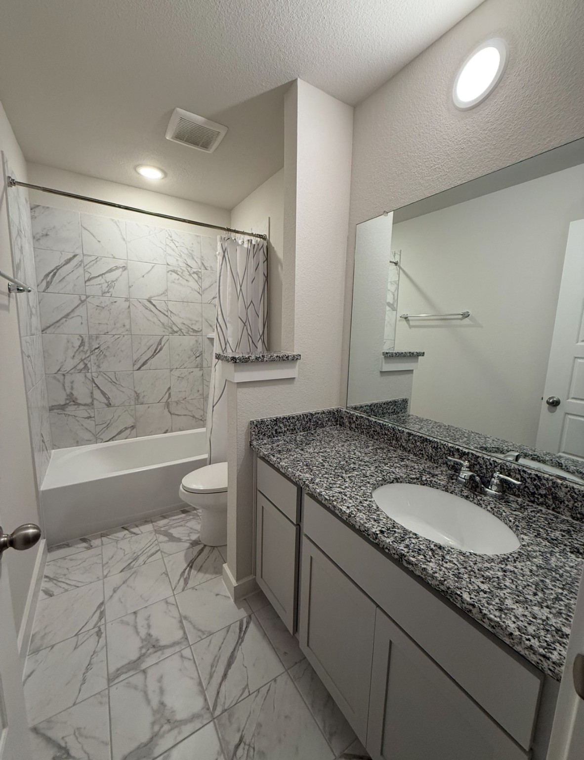 2041 Belvedere Street Garland TX 75041