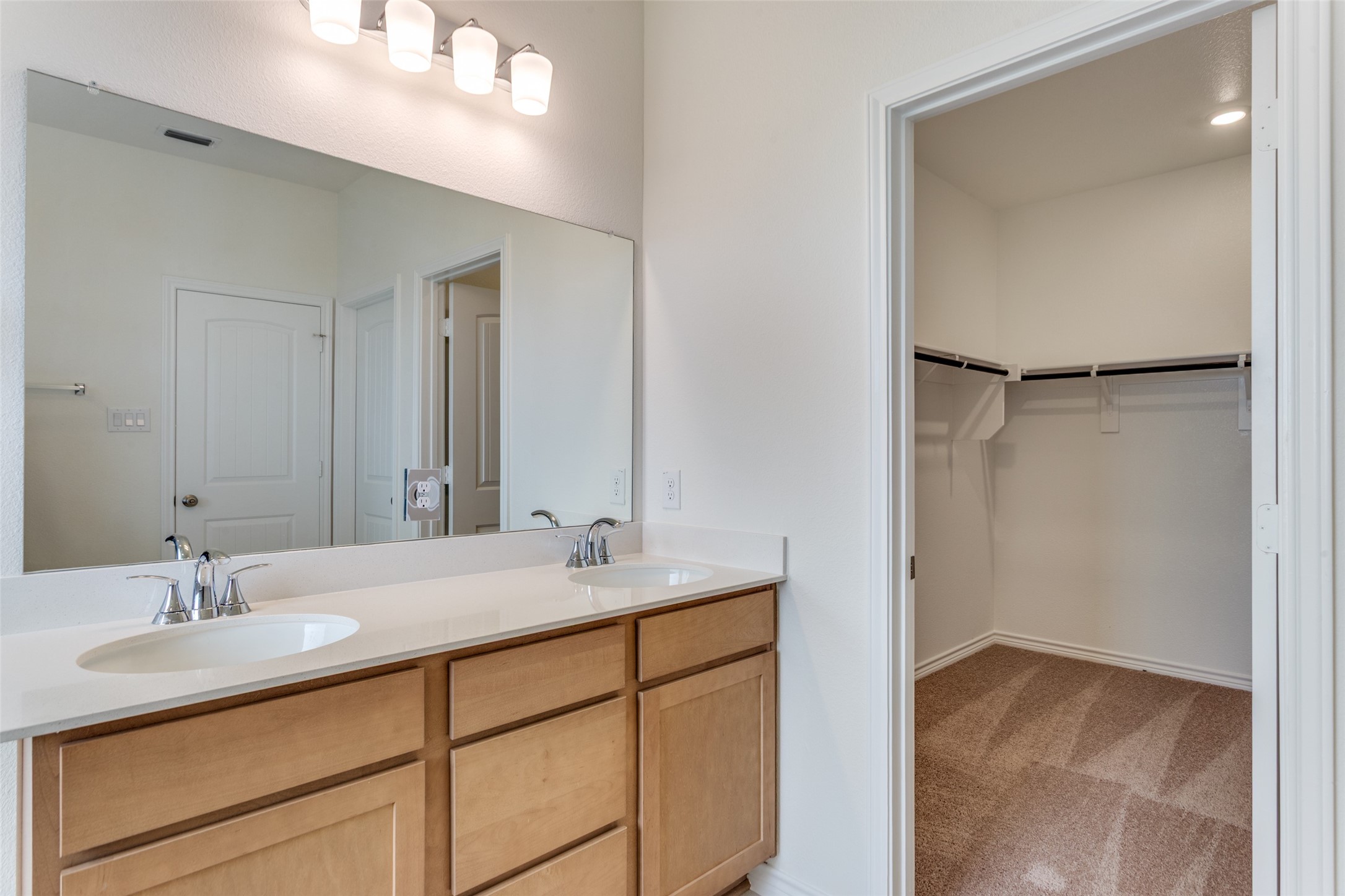 649 Fallbrook Drive Aledo TX 76008