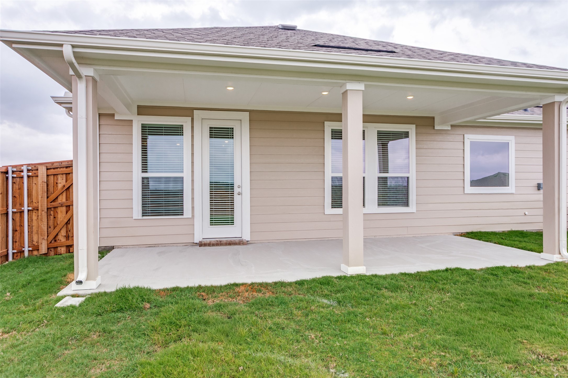 649 Fallbrook Drive Aledo TX 76008