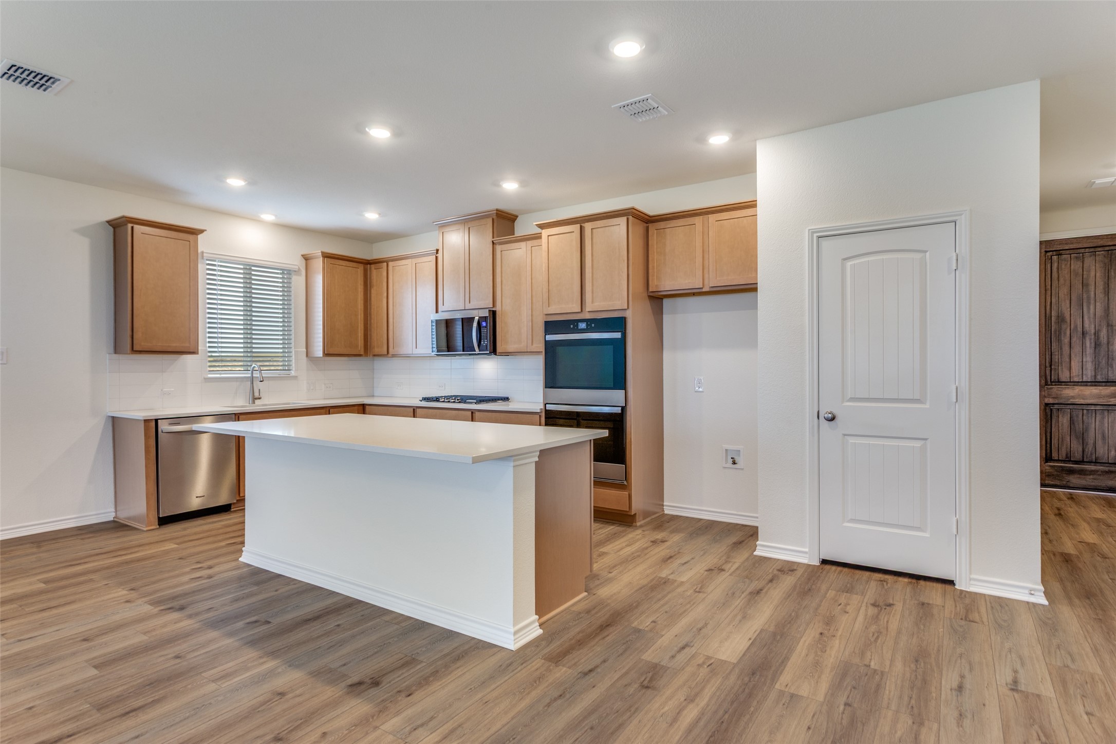 649 Fallbrook Drive Aledo TX 76008